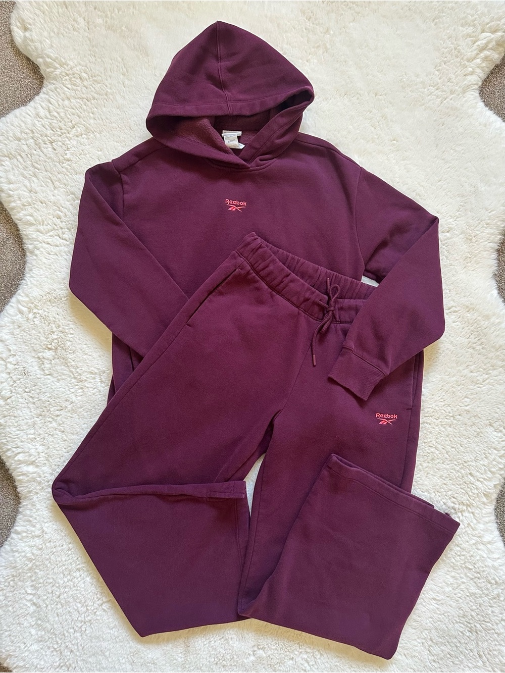 Reebok Women’s Fleece Hoodie & Wide-Leg Sweatpant Set Burgundy Plum Color Small